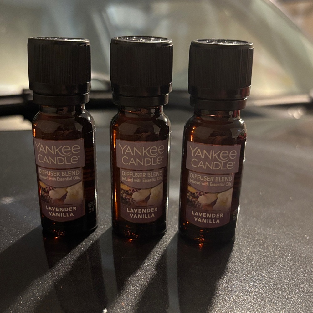 Yankee Candle Lavender Vanilla Essential Oil Trio